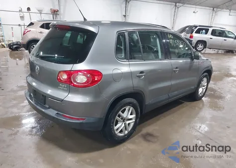 2011 Volkswagen Tiguan S from USA, damaged, VIN WVGBV7AX2BW526723